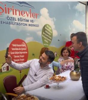 İlçe Başkanımız Av. Uğur Yılmaz Fedakar Anneler ve Özel Bireylerle Anlamlı Günde Bir Araya Geldi